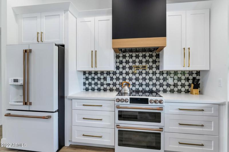 10333 E Caron St-large-013-026-10333 E C