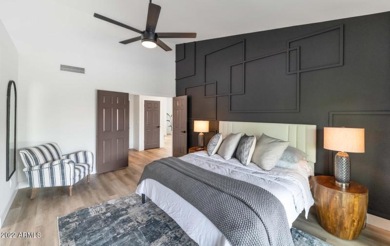 10333 E Caron St-large-017-020-10333 E C