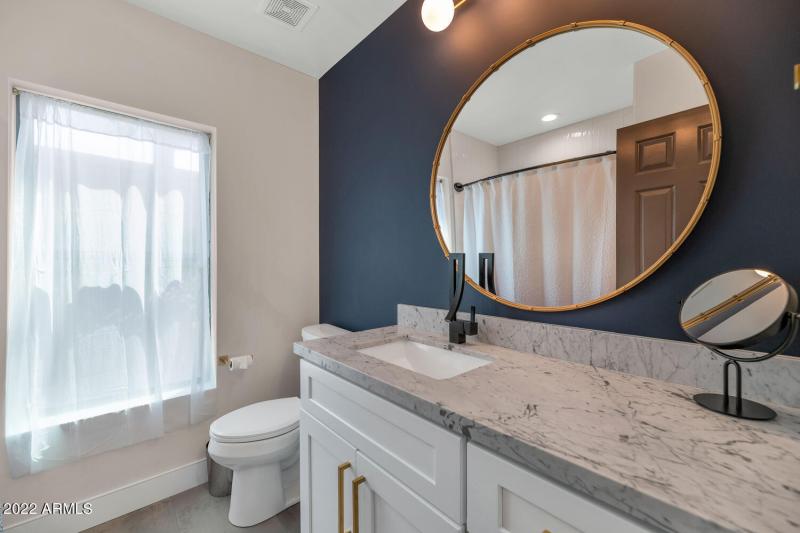 10333 E Caron St-large-024-021-10333 E C