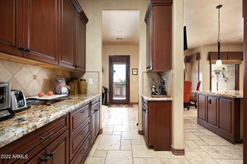 10162 E Joy Ranch Rd -21