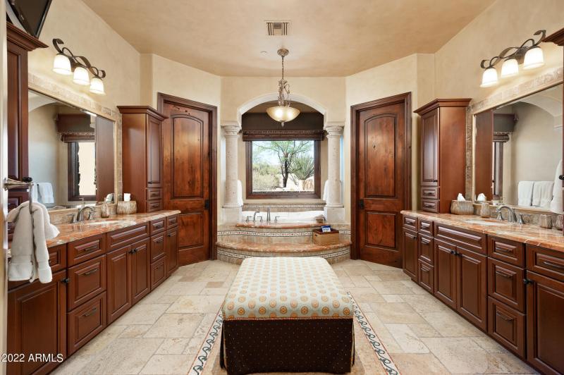 10162 E Joy Ranch Rd -32