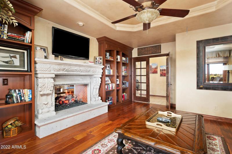 10162 E Joy Ranch Rd -35