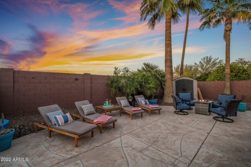 Arizona Sunset Backyard Lounge Area