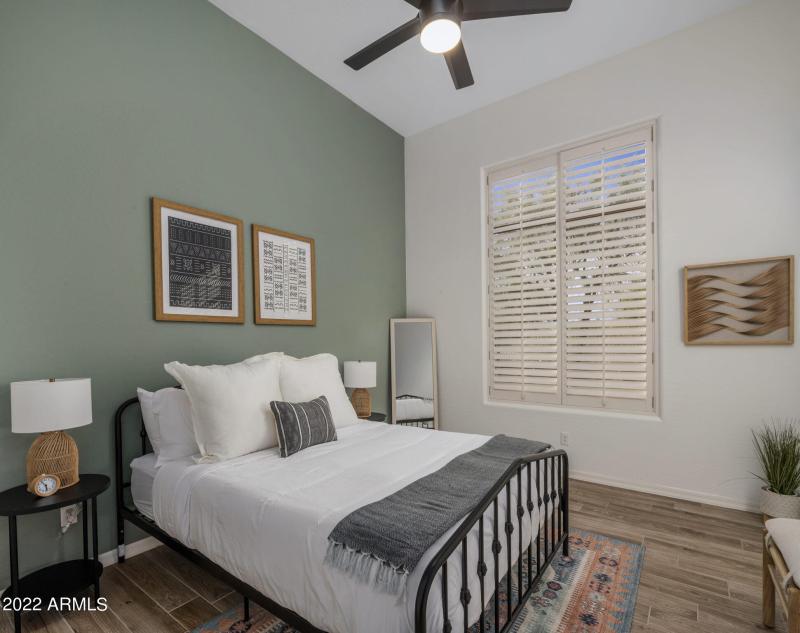 Guest Room 1 - Queen