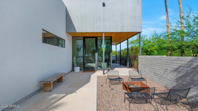 10195 E Cactus Rd-large-007-008-10195 E