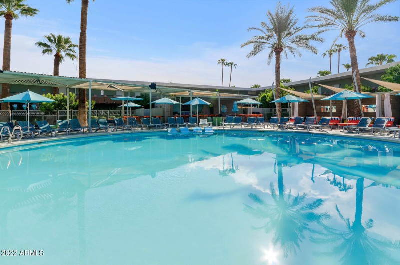 6850 E Main St-large-024-010-Hotel Valle