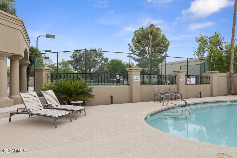 38_23010_N_86th_St__34_mls