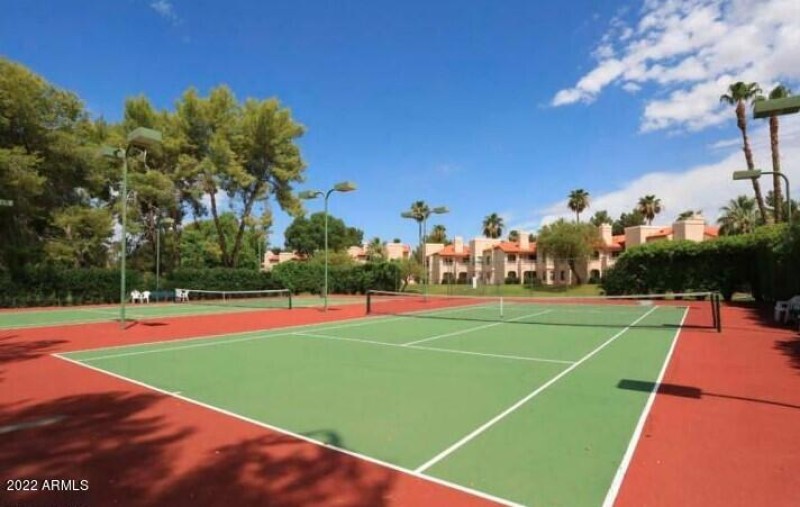 9450 N 94th Pl Tennis