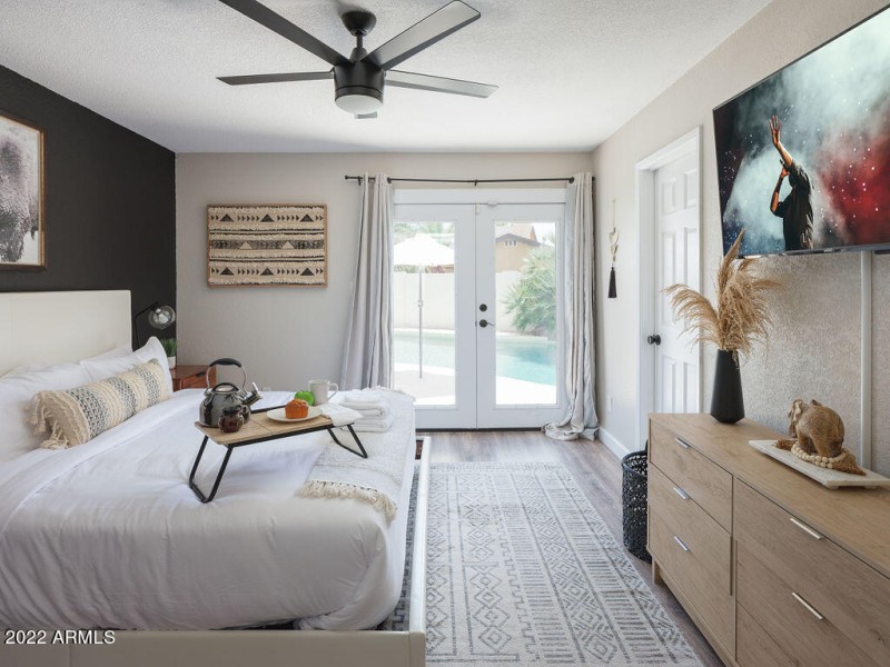 PROPERTYIMAGECO_6839EKeltonLn_WEB-17