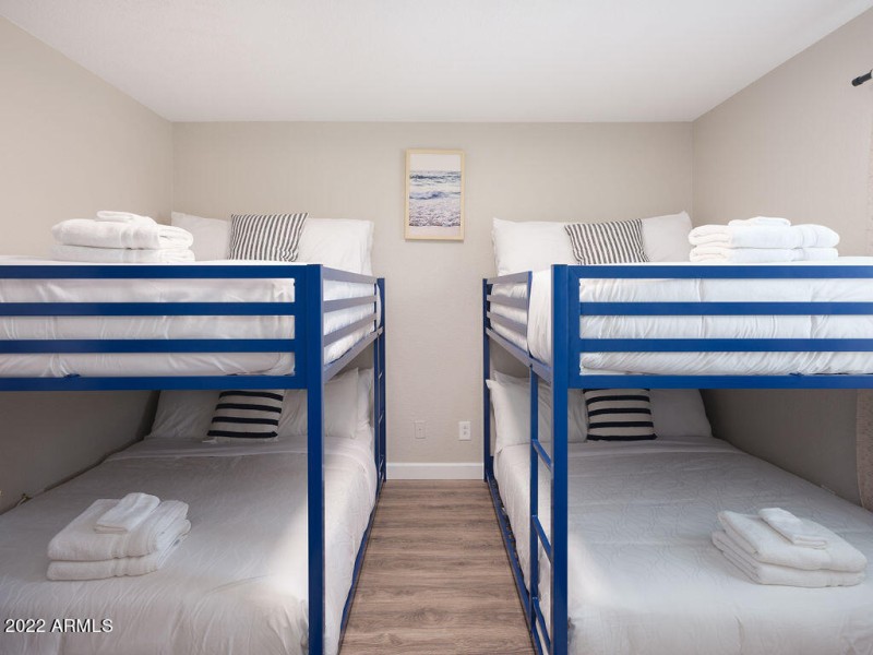 PROPERTYIMAGECO_6839EKeltonLn_WEB-26