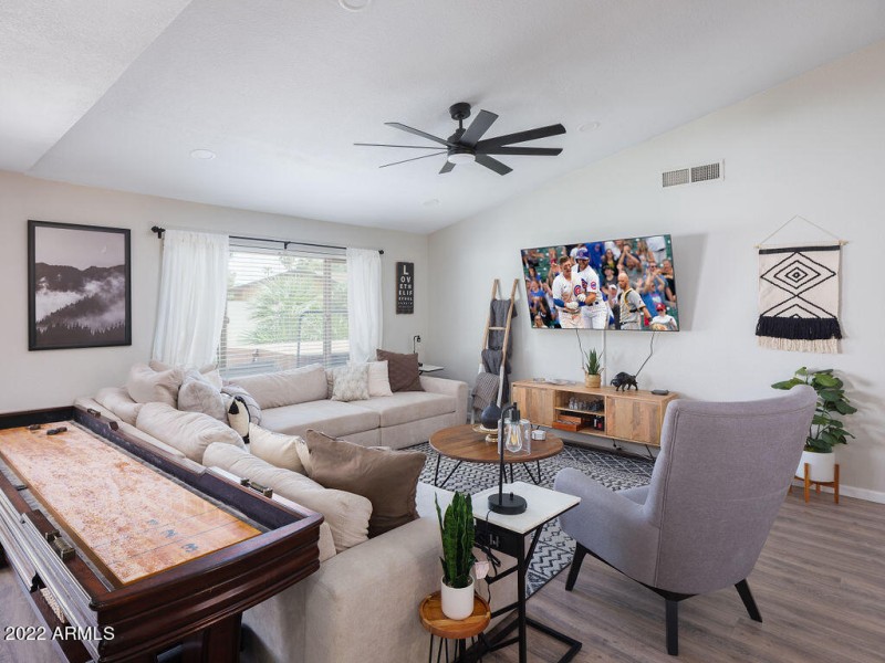 PROPERTYIMAGECO_6839EKeltonLn_WEB-46