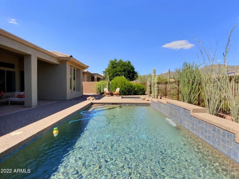 1946 W Eastman - Pool b