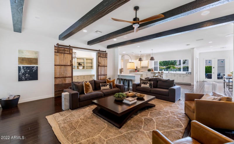 6139 E Calle Del Sud