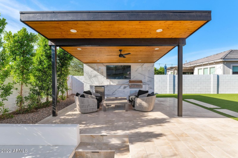 2855 E Los Gatos Dr-large-045-051-2855 E