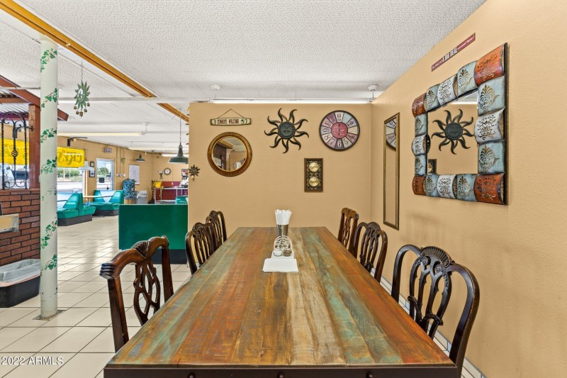 Large Party Seating in Cafe