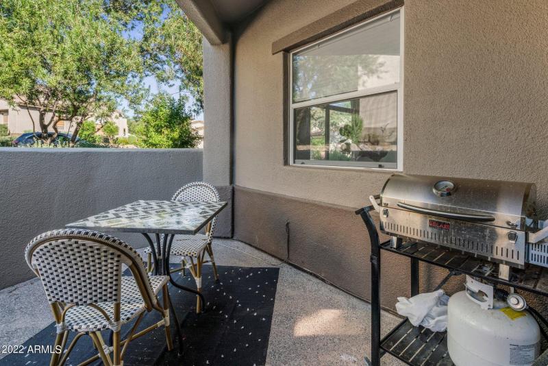 Patio with Grill