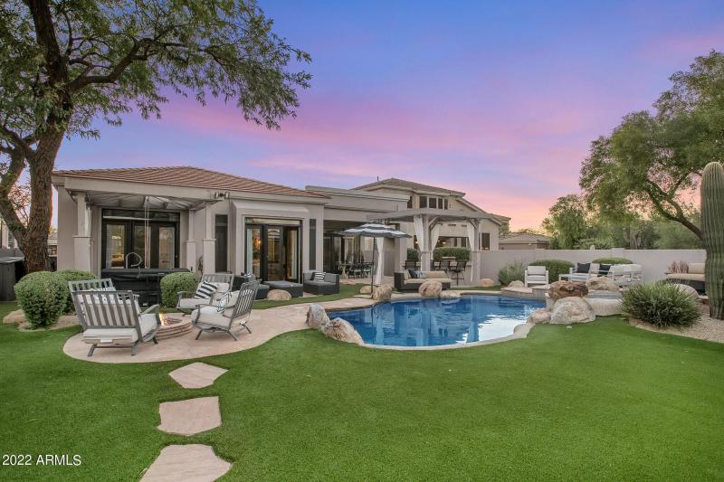 Gorgeous Backyard with Turf