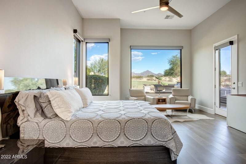 49_19823_N_83rd_Pl__49_mls