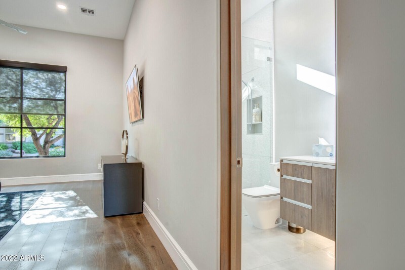 62_19823_N_83rd_Pl__62_mls