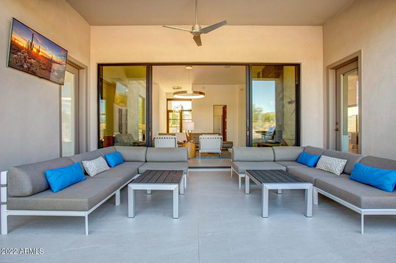 71_19823_N_83rd_Pl__71_mls