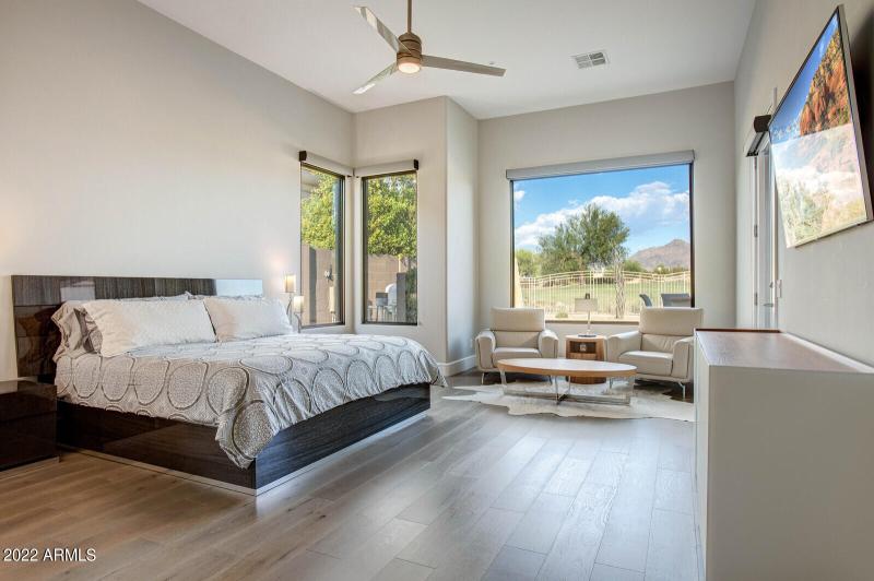 44_19823_N_83rd_Pl__44_mls