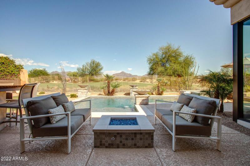 73_19823_N_83rd_Pl__73_mls