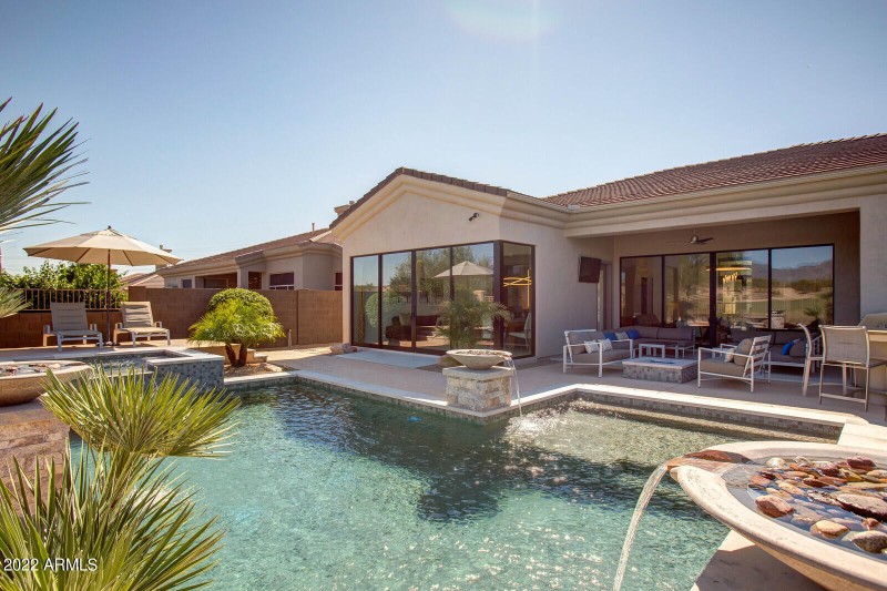 78_19823_N_83rd_Pl__78_mls