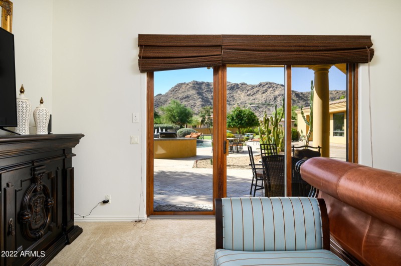 Master walks out to gorgeous back