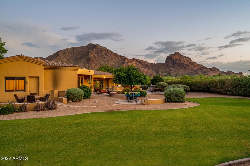 Wrap around lush privacy