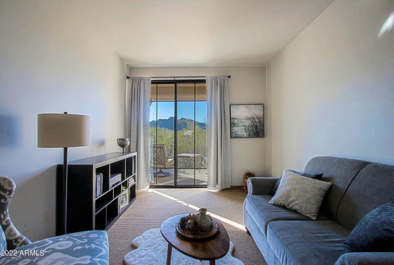 Guest Quarters Living Room 2