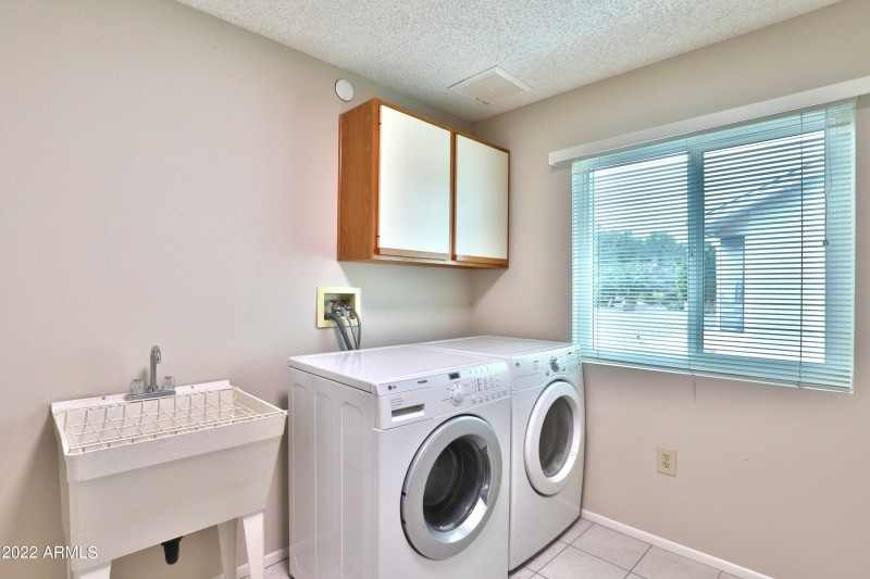146th Laundry room