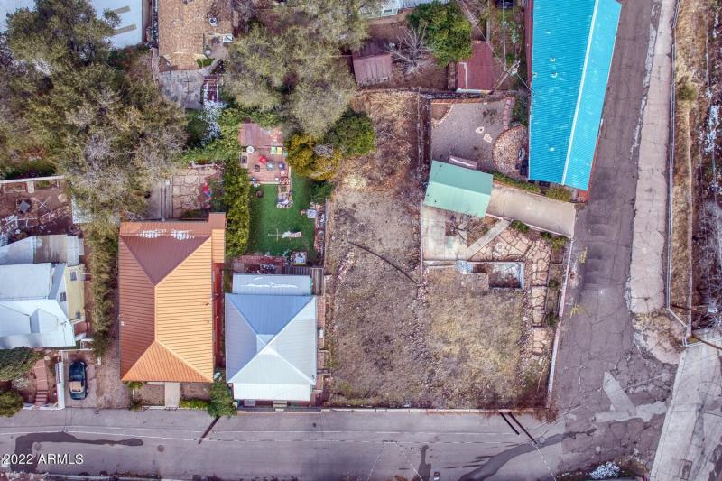 11002_305 OHara Avenue