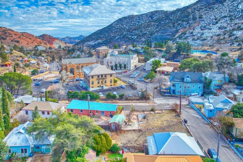 11011_305 OHara Avenue