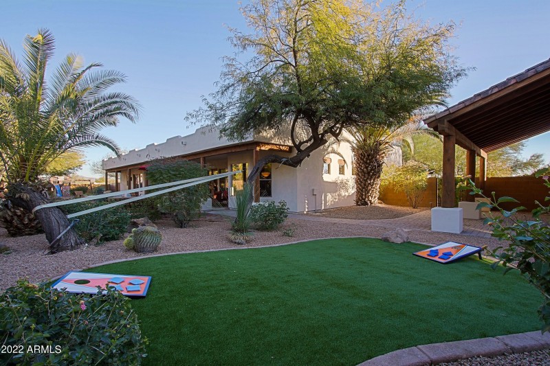 Detail - Backyard 16