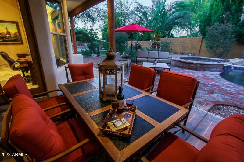 Detail - Backyard 25