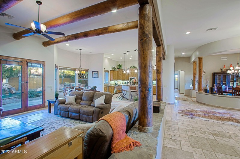 Detail - Greatroom 6