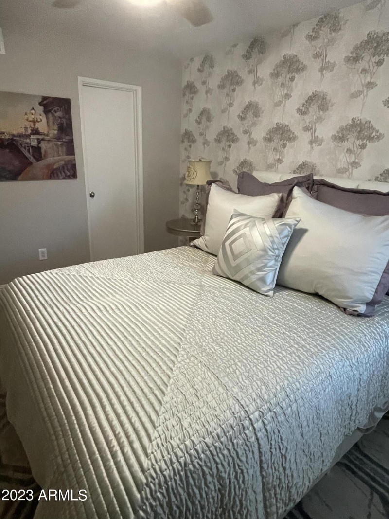 884F0DBE-3C4F-4DBC-BCDC-78CF99189C5A