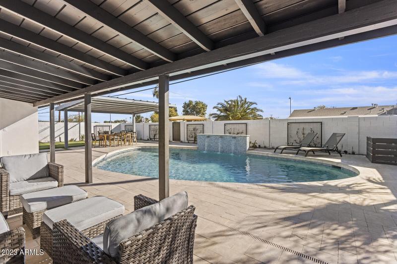 Heated salt water pool