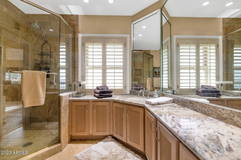 4597 E Calle Ventura-large-024-025-4597