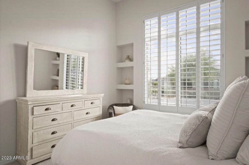 CFAEEC0D-4351-4621-BA54-4C6A17DA6108