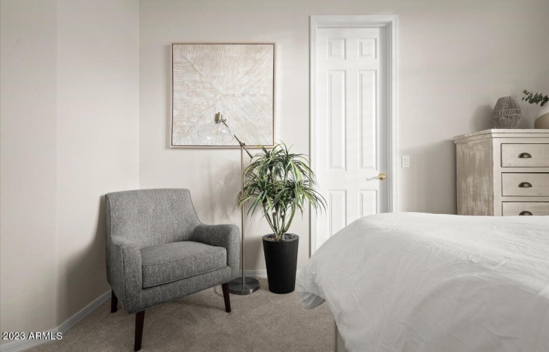 3028A0EF-26E1-43E7-8C09-A9352ED149E6