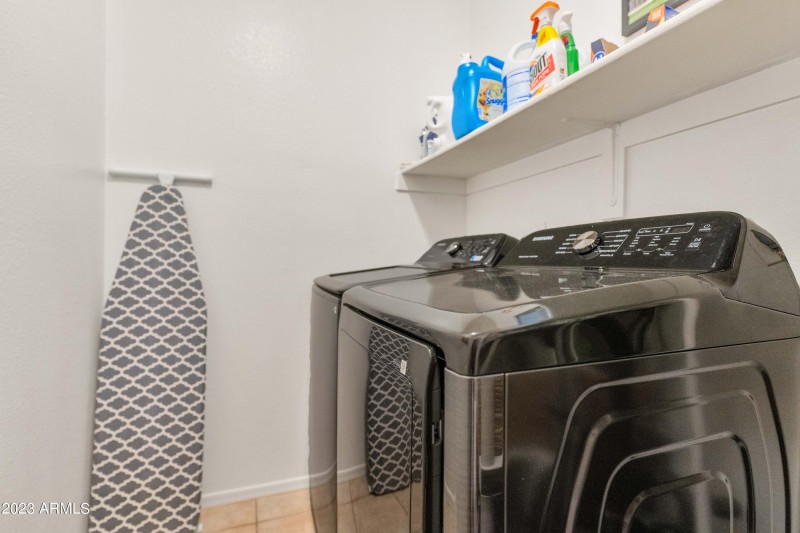 Full Size Washer & Dryer