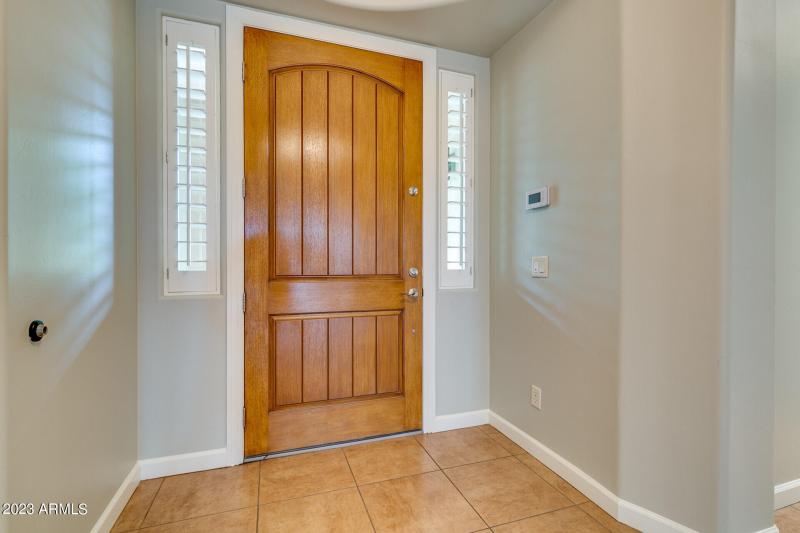 05_37427N97thWayMLS05_mls