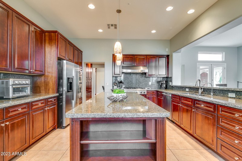 21_37427N97thWayMLS21_mls