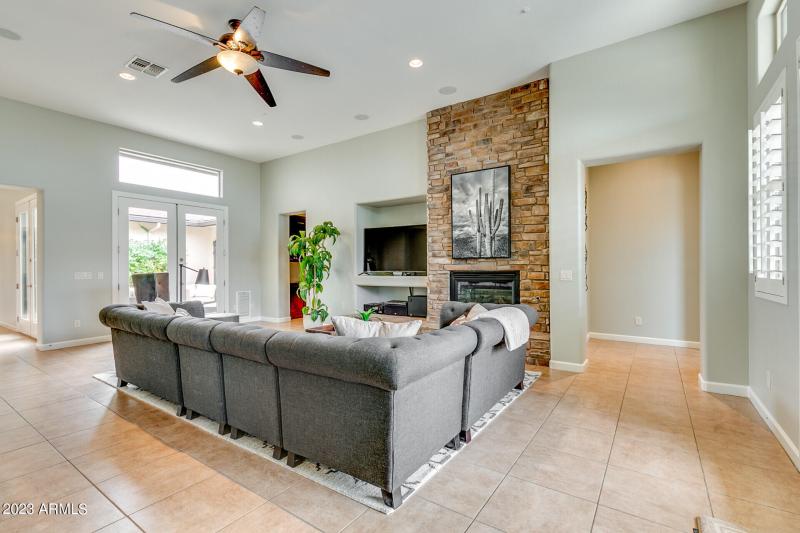 22_37427N97thWayMLS22_mls