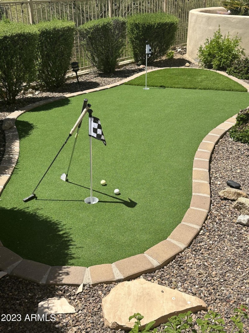 Stevens Putting Green