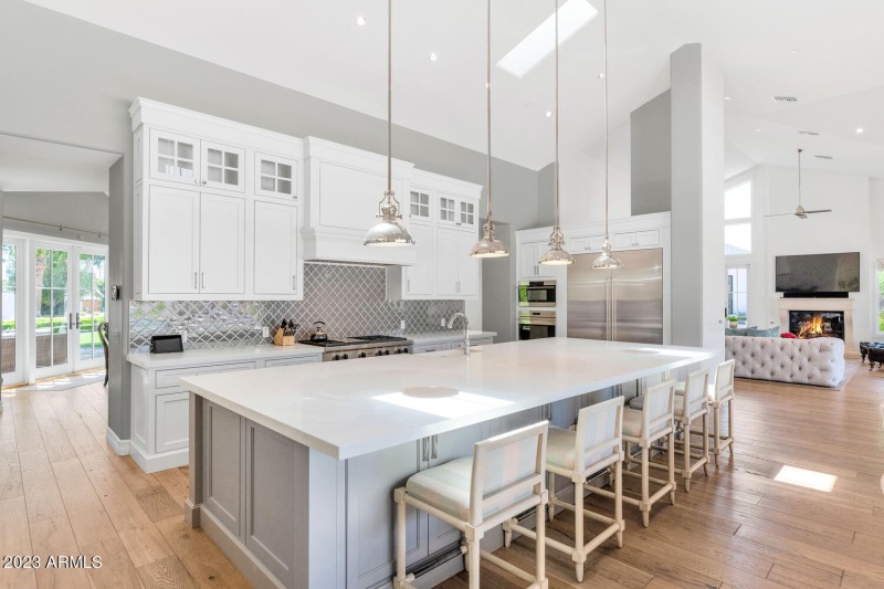 4202 N 64th St-large-019-022-4202 N 64th