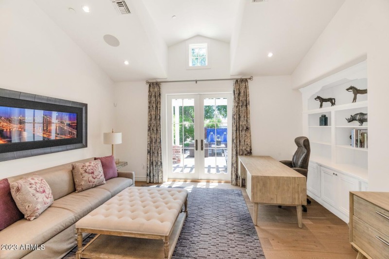 4202 N 64th St-large-029-042-4202 N 64th