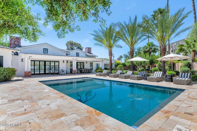 4202 N 64th St-large-044-038-4202 N 64th