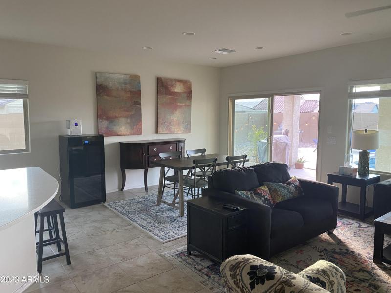 78BE70CB-28CC-44A3-AE74-4B29F3746B5E